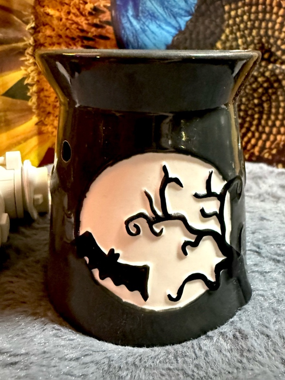 Retired Scentsy Fright Night BATS Halloween Wax Warmer